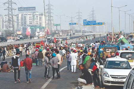 Traffic snarls continue at border points as farmers protest enters ninth day