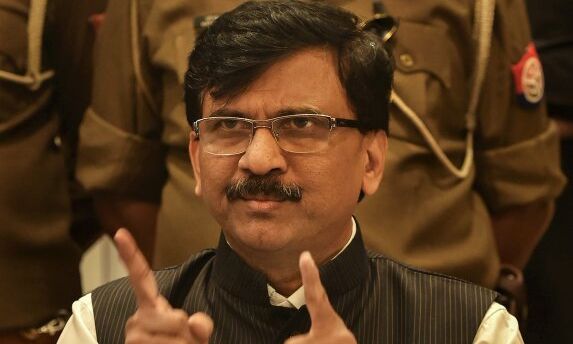 Farm laws row can be solved in 5 minutes if PM steps in: Raut Farm laws row can be solved in 5 minutes if PM steps in: Raut
