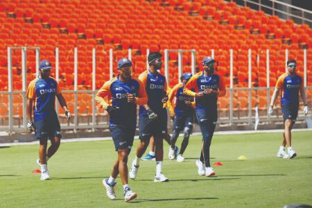 India net session: Kohlis men get used to swinging pink ball, swanky stadium India net session: Kohlis men get used to swinging pink ball, swanky stadium
