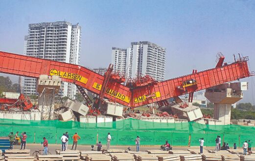 Slab on Dwarka E-way flyover collapses, 3 hurt