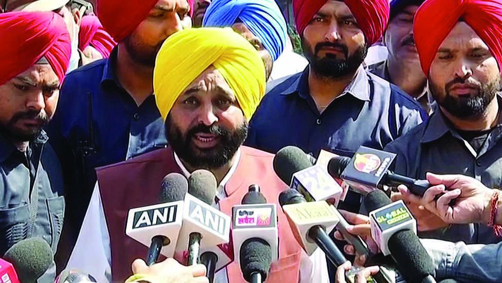 Services of 35,000 contractual employees to be regularised: Punjab CM