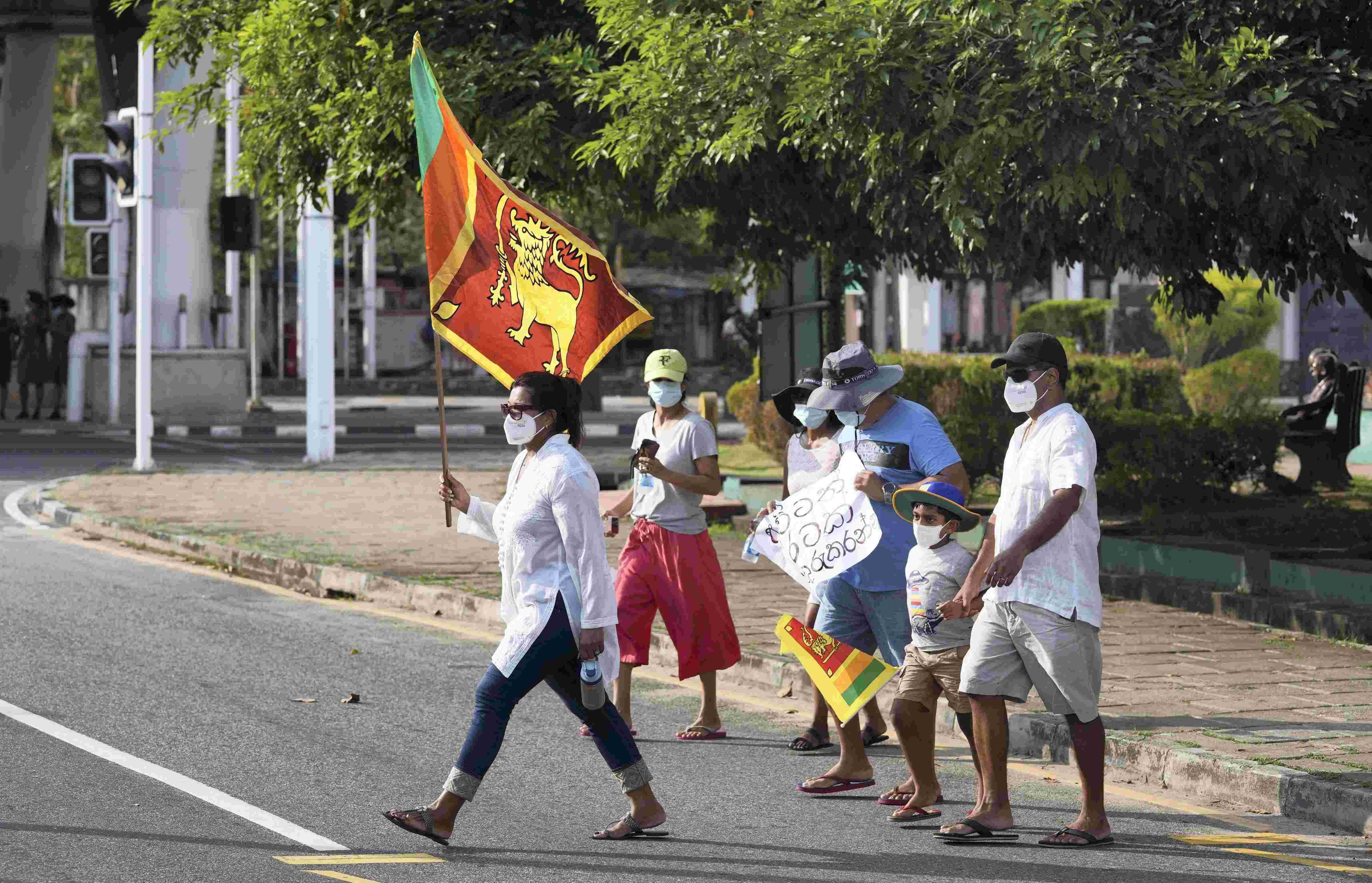 Lankan Oppn leader says working people have to observe Black May Day due to reckless govt policies