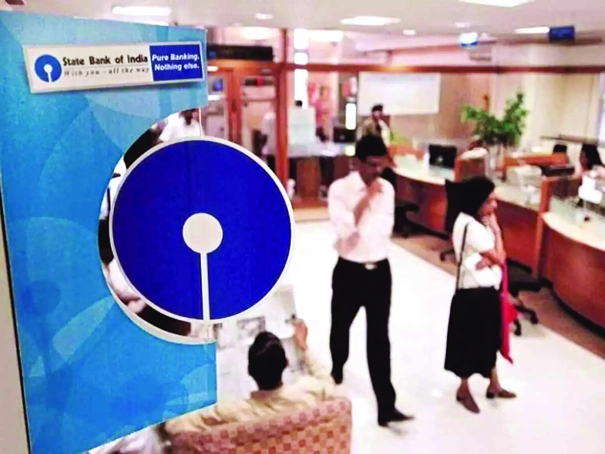 SBI posts 41% rise in March qtr net at `9,114 cr on fall in NPAs