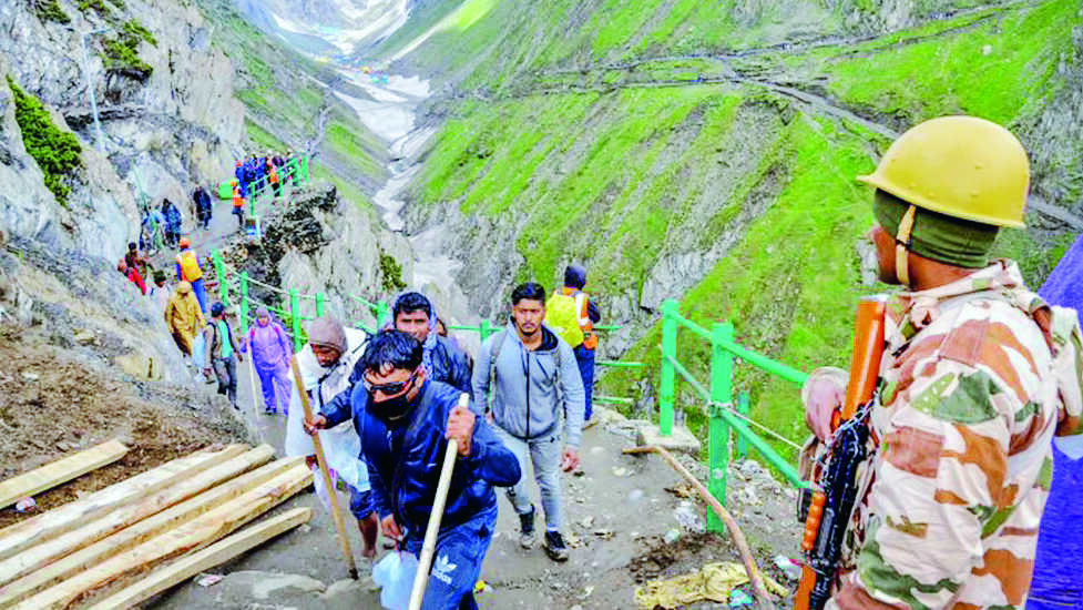 Amarnath yatra to begin on June 30, will be guarded by 12,000 paramilitary troops Amarnath yatra to begin on June 30, will be guarded by 12,000 paramilitary troops