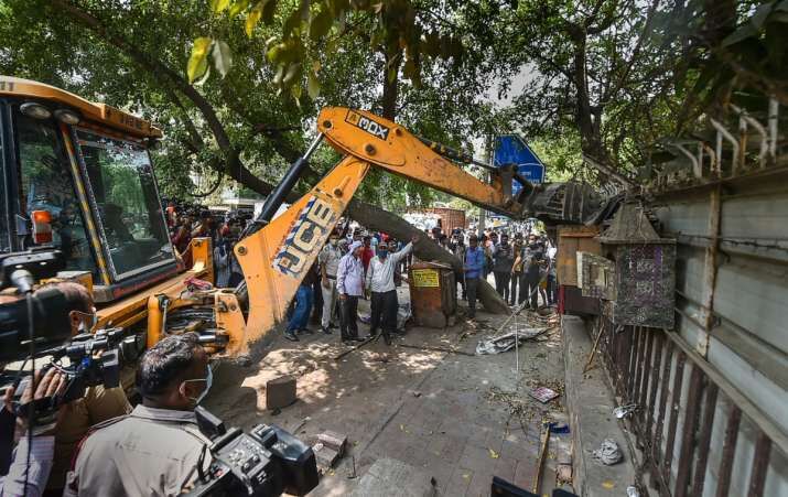 Delhi Congress stages protest near BJP HQ over anti-encroachment drives