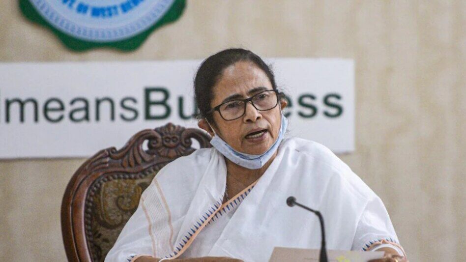 Mamata demands immediate arrest of ex-BJP spokespersons