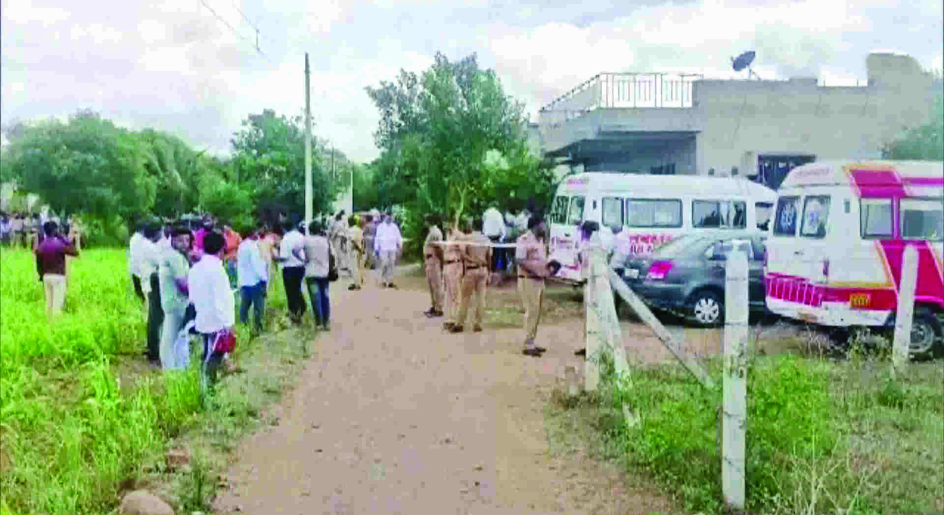 Maha: 9 members of family found dead, cops suspect suicide pact