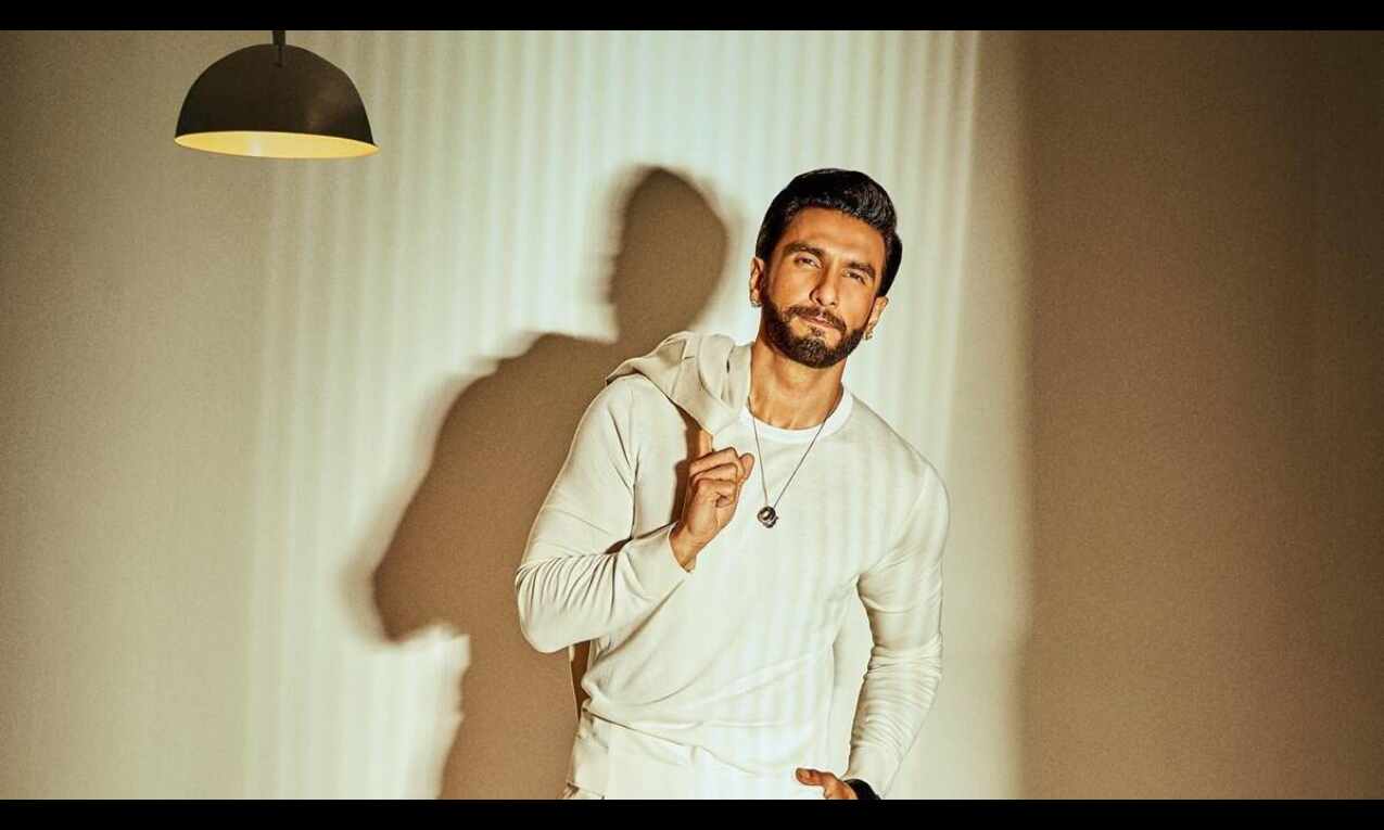 Mumbai police to question Ranveer Singh in nude photoshoot case