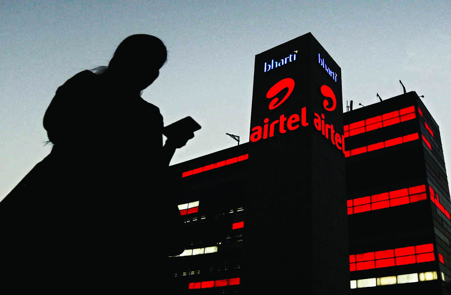 Airtel pays `8,312.4 cr to Telecom Department