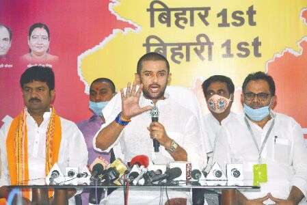 Chirag: Nitish will quit NDA after polls, try to challenge Modi in 2024 Chirag: Nitish will quit NDA after polls, try to challenge Modi in 2024