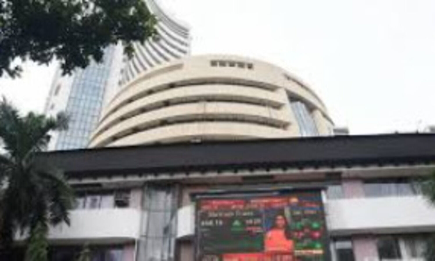 155 non-BFSI cos listed on BSE post Rs 4.39 lakh crore revenue loss in June quarter