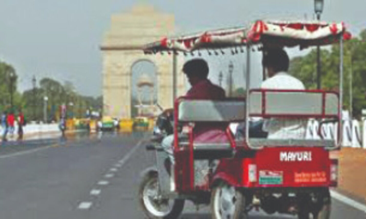 Now, Delhiites can hail an e-rickshaw on their smartphones
