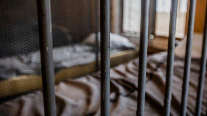 Man sentenced to 10 years in prison for raping woman