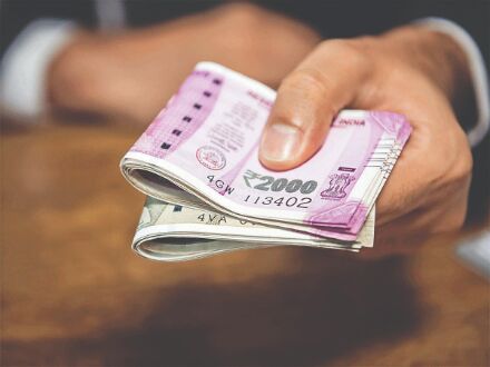 RBI announces co-lending scheme   for banks, NBFCs for priority sector