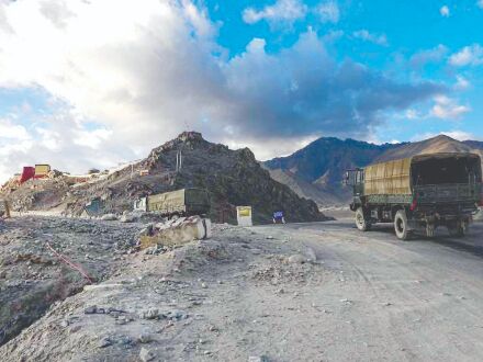 Indian Army to press for expeditious disengagement at 8th round of talks Indian Army to press for expeditious disengagement at 8th round of talks