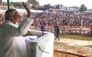 During campaign in third & final phase, Nitish says my last election