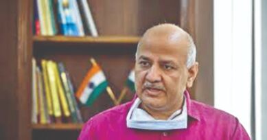 Sisodia ups ante against DU colleges for mismanagement of funds Sisodia ups ante against DU colleges for mismanagement of funds