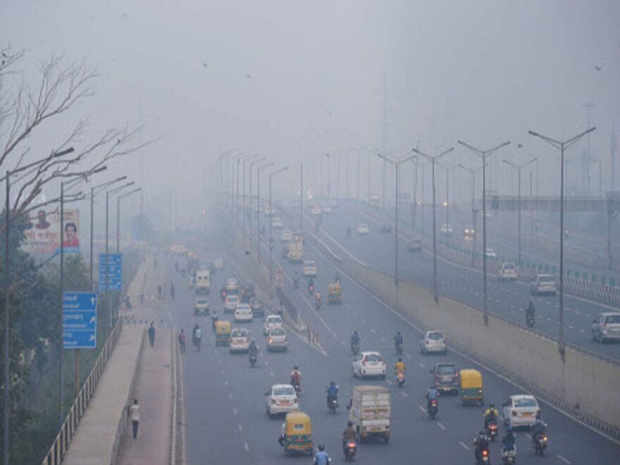 Delhis air quality severe, likely to remain so on Diwali