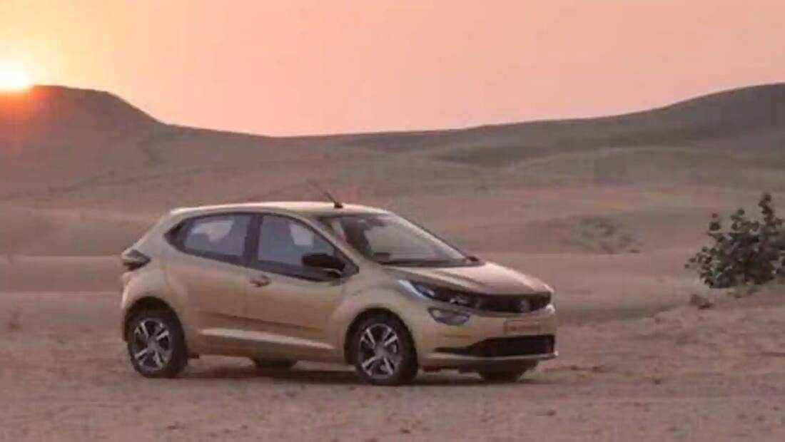 Tata Motors drives in new Altroz trim at Rs 6.6 lakh Tata Motors drives in new Altroz trim at Rs 6.6 lakh