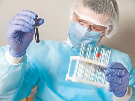 Indian researchers working towards developing effective vaccine strategies against SARS-CoV-2, HIV Indian researchers working towards developing effective vaccine strategies against SARS-CoV-2, HIV