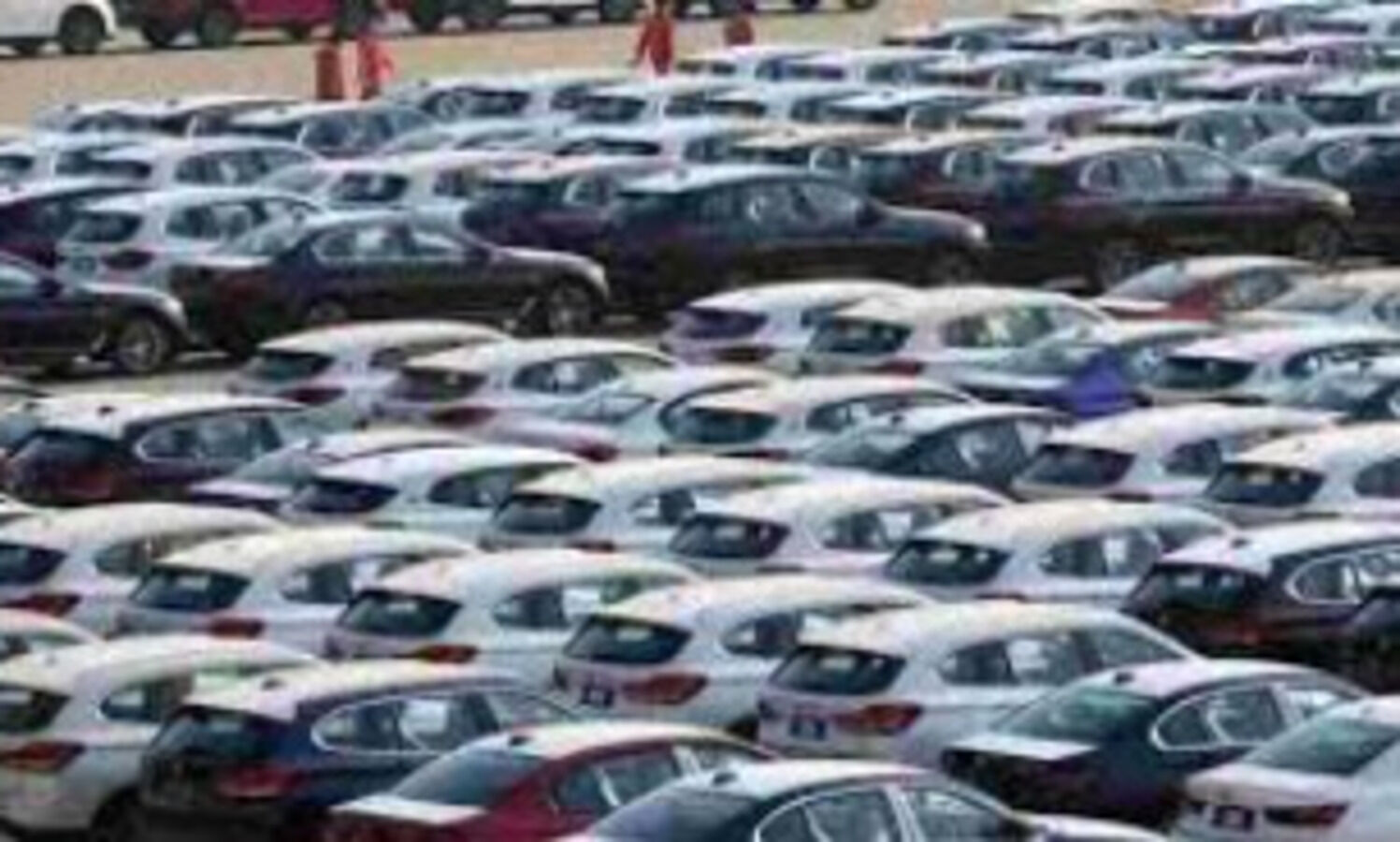 Passenger vehicle wholesale in   India up 14% in October: SIAM