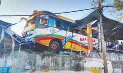 About 60 injured in road accident About 60 injured in road accident