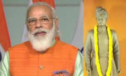 PM Modi unveils Vivekananda statue at JNU PM Modi unveils Vivekananda statue at JNU