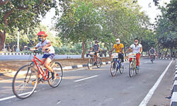 57% Gurugram residents prefer cycling to work: Public survey 57% Gurugram residents prefer cycling to work: Public survey