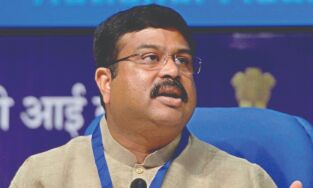 India to see Rs 10,000 crore investment in LNG stations India to see Rs 10,000 crore investment in LNG stations