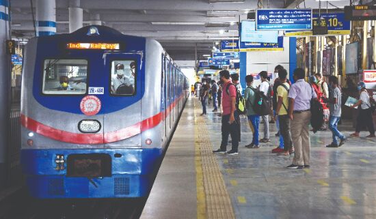 No e-passes needed for women, children in Metro: Official