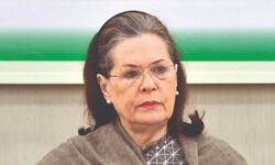 Sonia names 4 dissenters to panels to avoid embarrassment Sonia names 4 dissenters to panels to avoid embarrassment