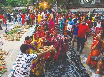 Chhath Puja observed maintaining all norms, peacefully across state