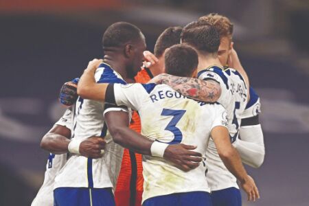 Tottenham top after beating Man City, Villa fade in English Premier League