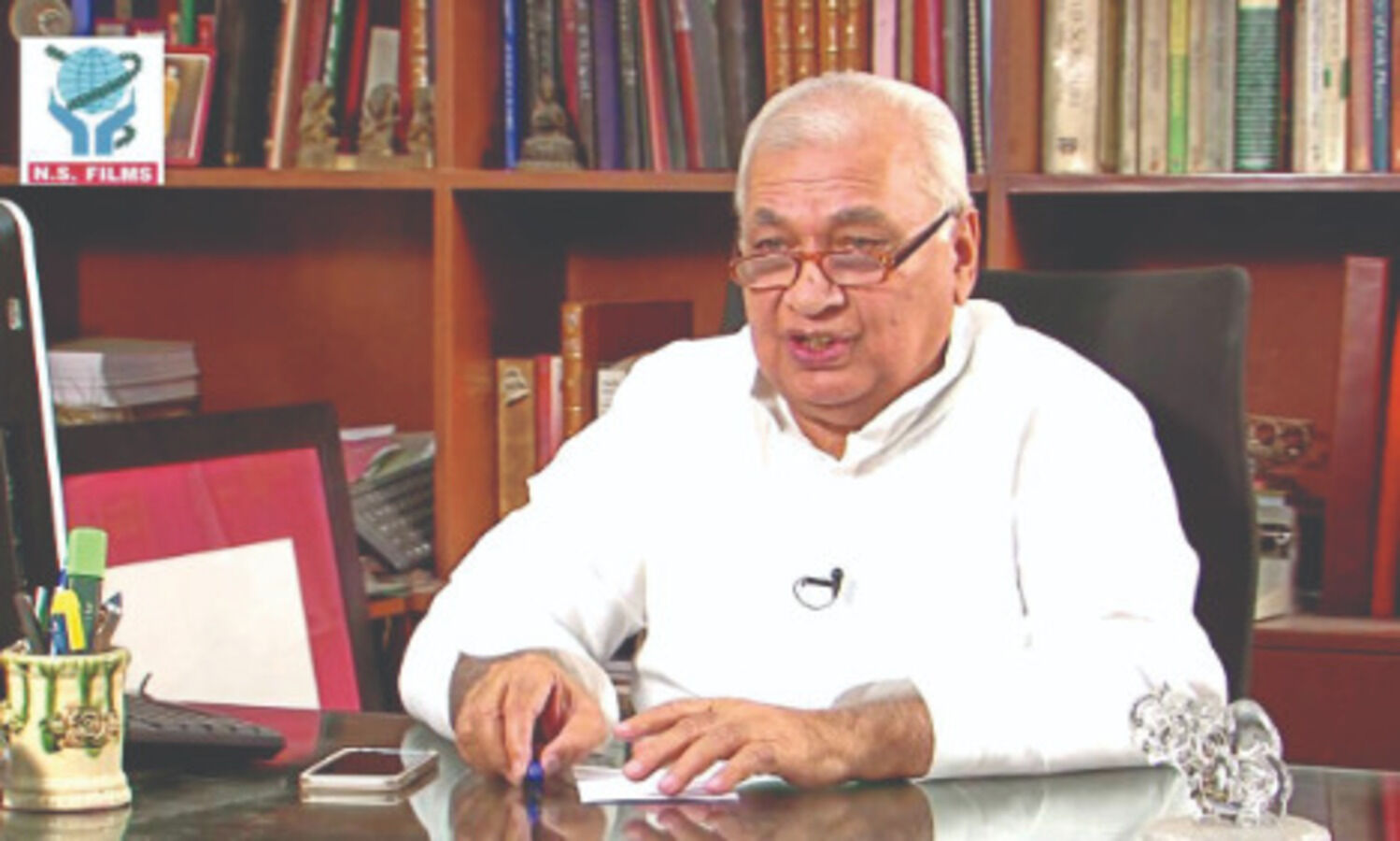 Left front govt in Kerala to withdraw controversial amendemnt to Police Act