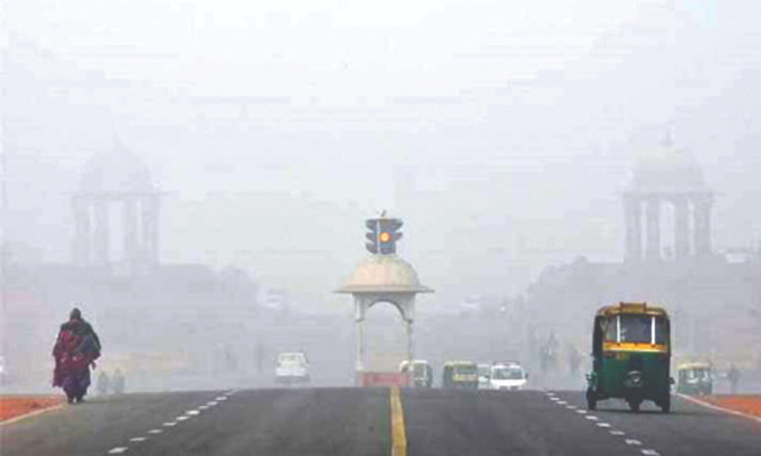 Air quality slips back to poor category