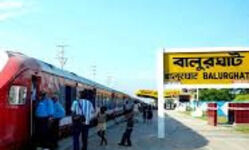 Balurghat: Ahead of Bolla Kali Puja, top cop reviews security measures Balurghat: Ahead of Bolla Kali Puja, top cop reviews security measures