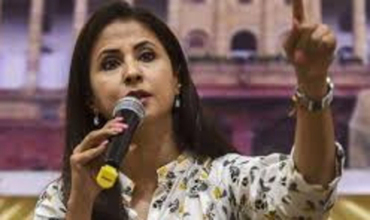 Urmila Matondkar joins Shiv Sena