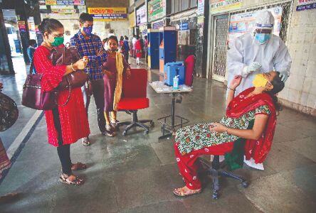 DCGI finds no link between Covid vaccine shot and adverse reaction in Chennai trial: Sources DCGI finds no link between Covid vaccine shot and adverse reaction in Chennai trial: Sources
