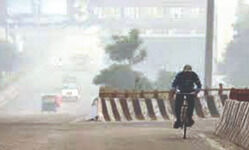 Air quality remains very poor Air quality remains very poor