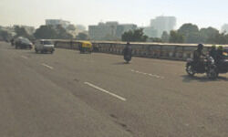 With pressure mounting, Ggm Police clear way for farmers to reach borders