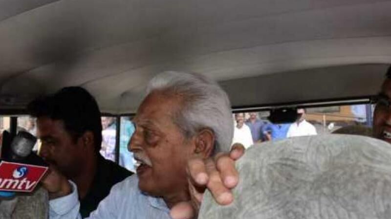 Varavara Rao to stay at private hospital till December 14: HC
