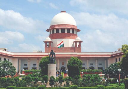Covid guidelines on face masks & social distancing violated with impunity: SC Covid guidelines on face masks & social distancing violated with impunity: SC