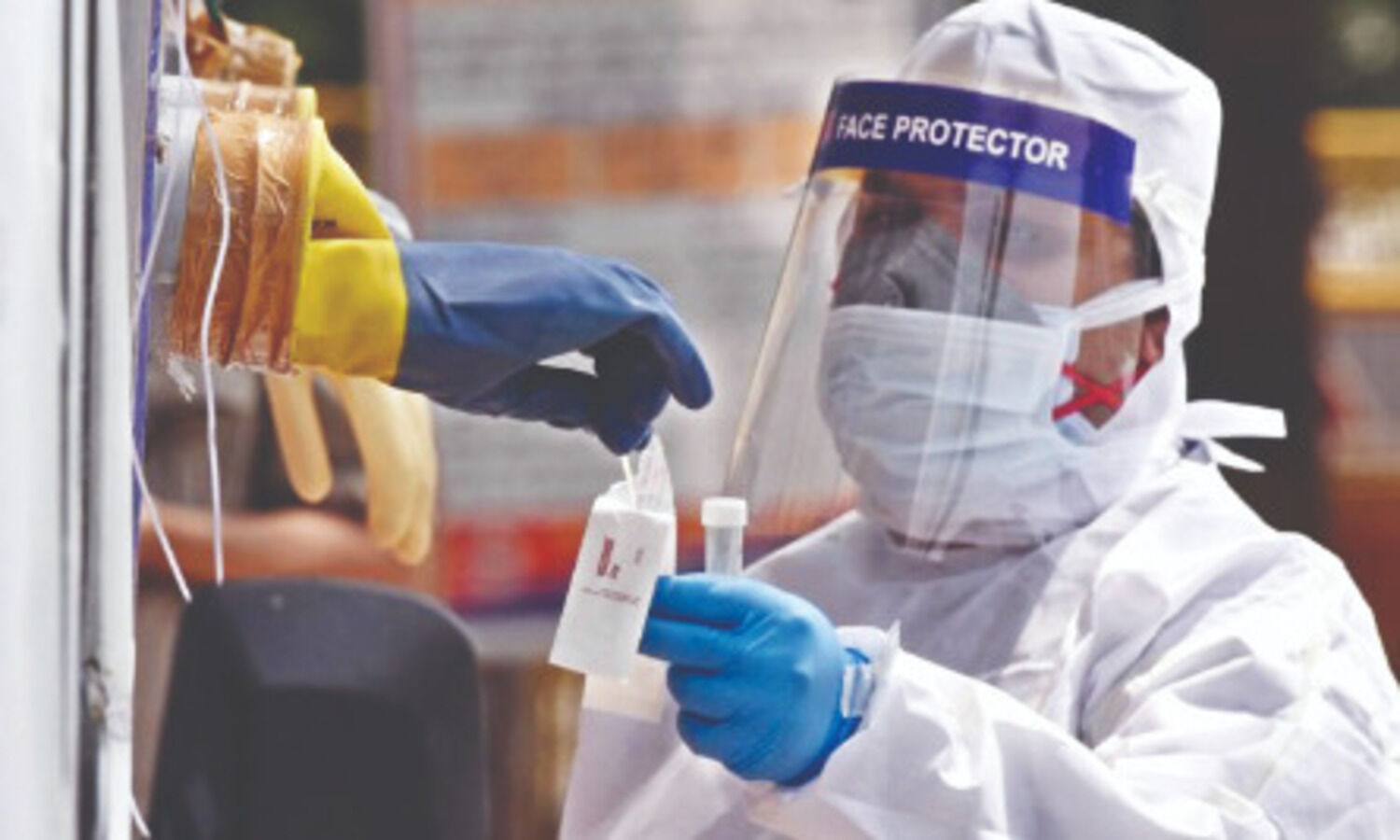 Delhi govt tells healthcare facilities to submit HCWs data for COVID vaccination