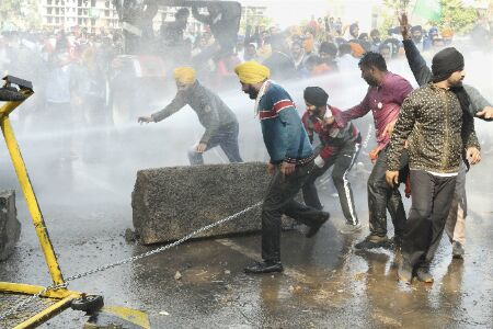 Trade unions lend support to Bharat Bandh call by farmers on December 8 Trade unions lend support to Bharat Bandh call by farmers on December 8