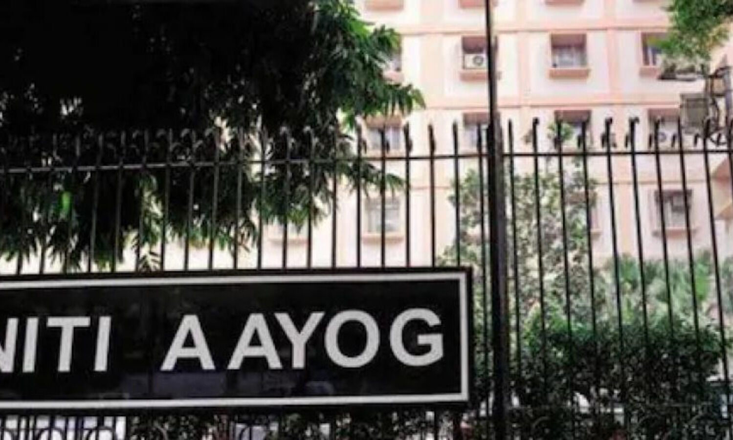 Economy to reach pre-Covid-levels by end of FY2022: Niti Aayog