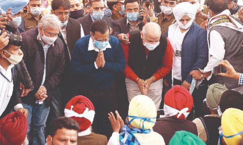 Here as sewadar, not CM, says Kejriwal at Singhu protest site Here as sewadar, not CM, says Kejriwal at Singhu protest site