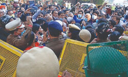 Thought of visiting border, they did not let me go, says CM Thought of visiting border, they did not let me go, says CM