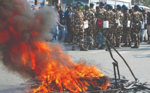 Siliguri: Atmosphere turns volatile over torching of CMs billboard by BJP men