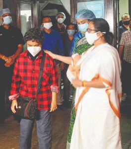 Buddhadeb in hospital, very critical Buddhadeb in hospital, very critical