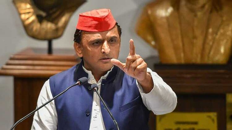People emotionally connected to farmers stir to save democracy: Akhilesh Yadav People emotionally connected to farmers stir to save democracy: Akhilesh Yadav